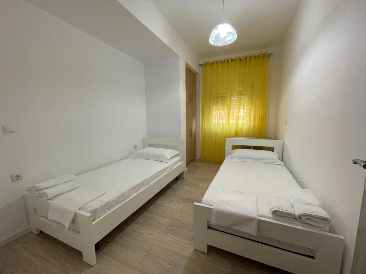 Garden Villa Apartments Sarandë Exterior foto